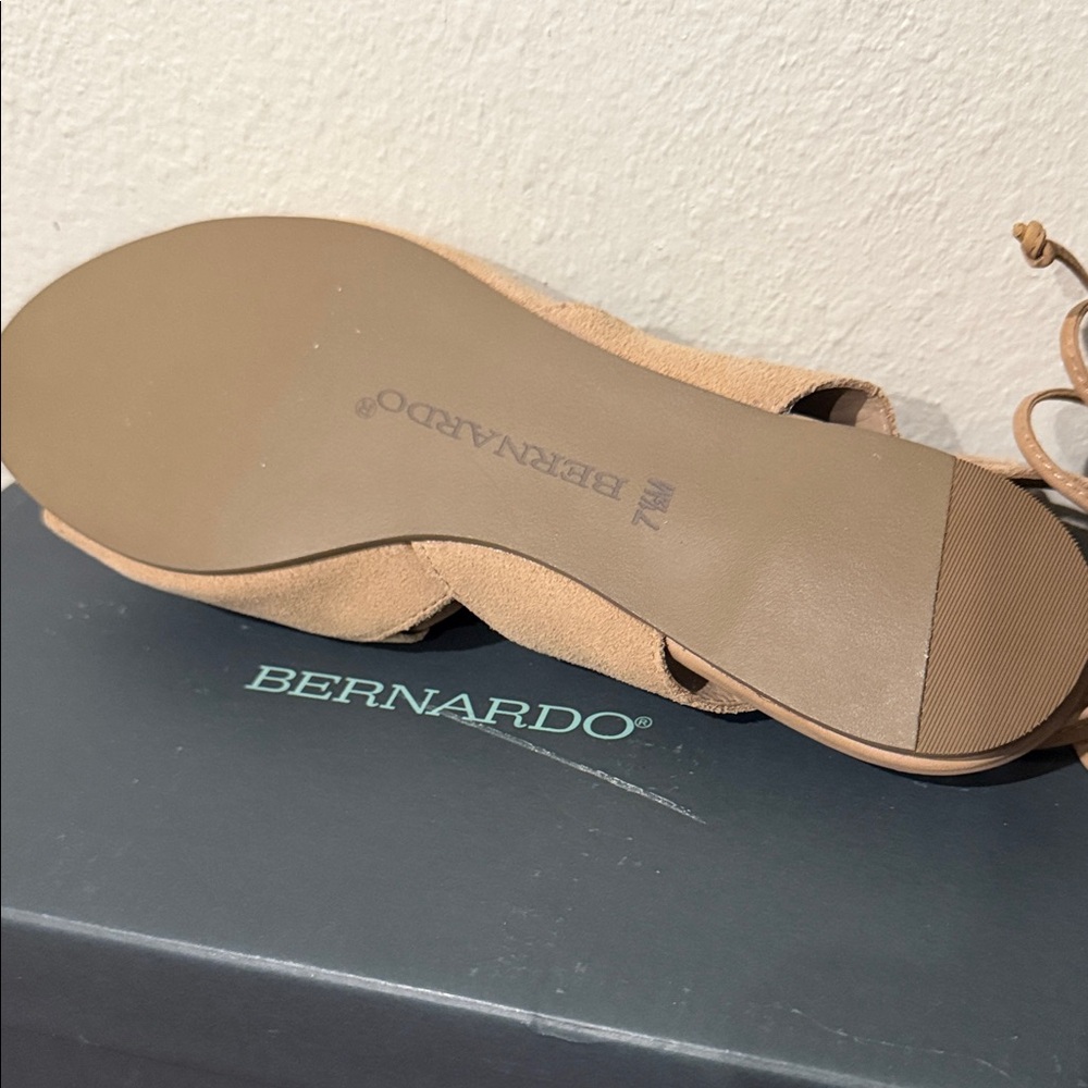 Bernardo Tan Lace-Up Sandals - Picture 2 of 4